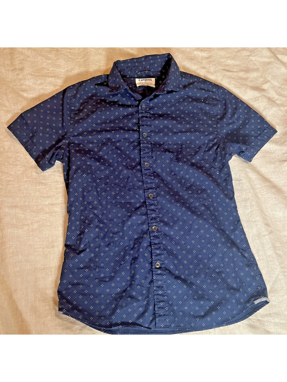 Express Button-Down Short Sleeve Shirt Polka Dot Small Petite Navy/White